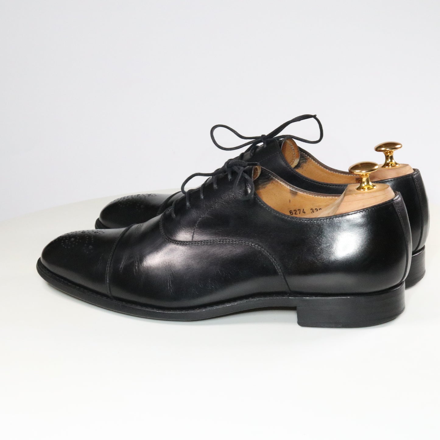 MackJames (Carlos Santos) Medallion cap toe Oxford