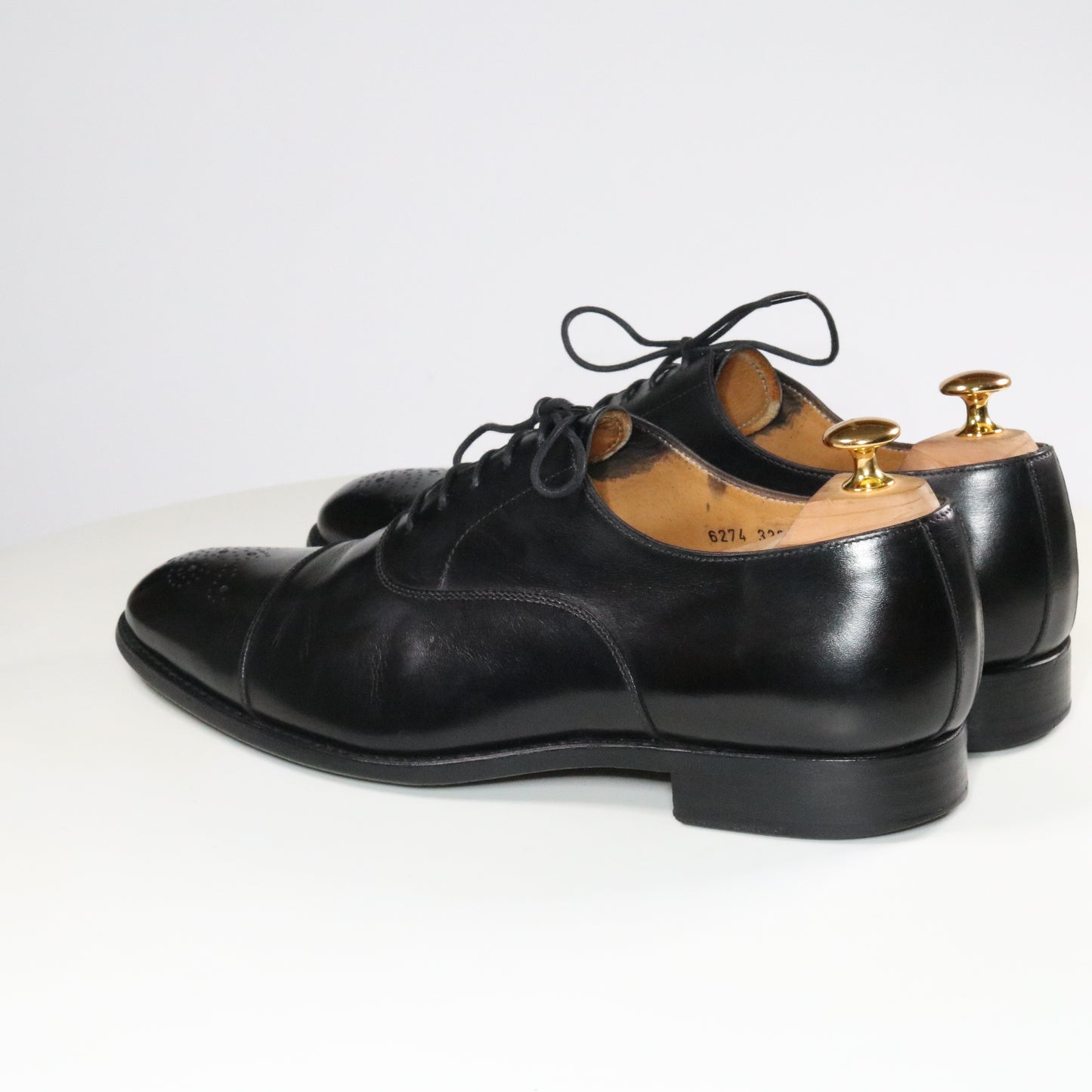 MackJames (Carlos Santos) Medallion cap toe Oxford