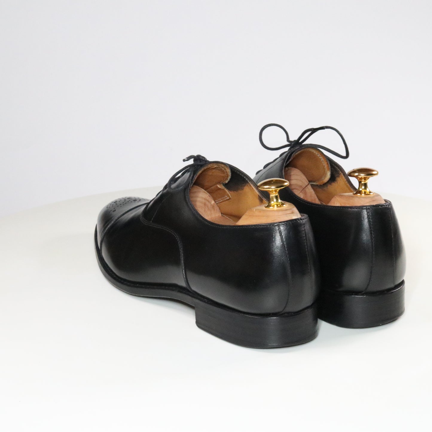 MackJames (Carlos Santos) Medallion cap toe Oxford