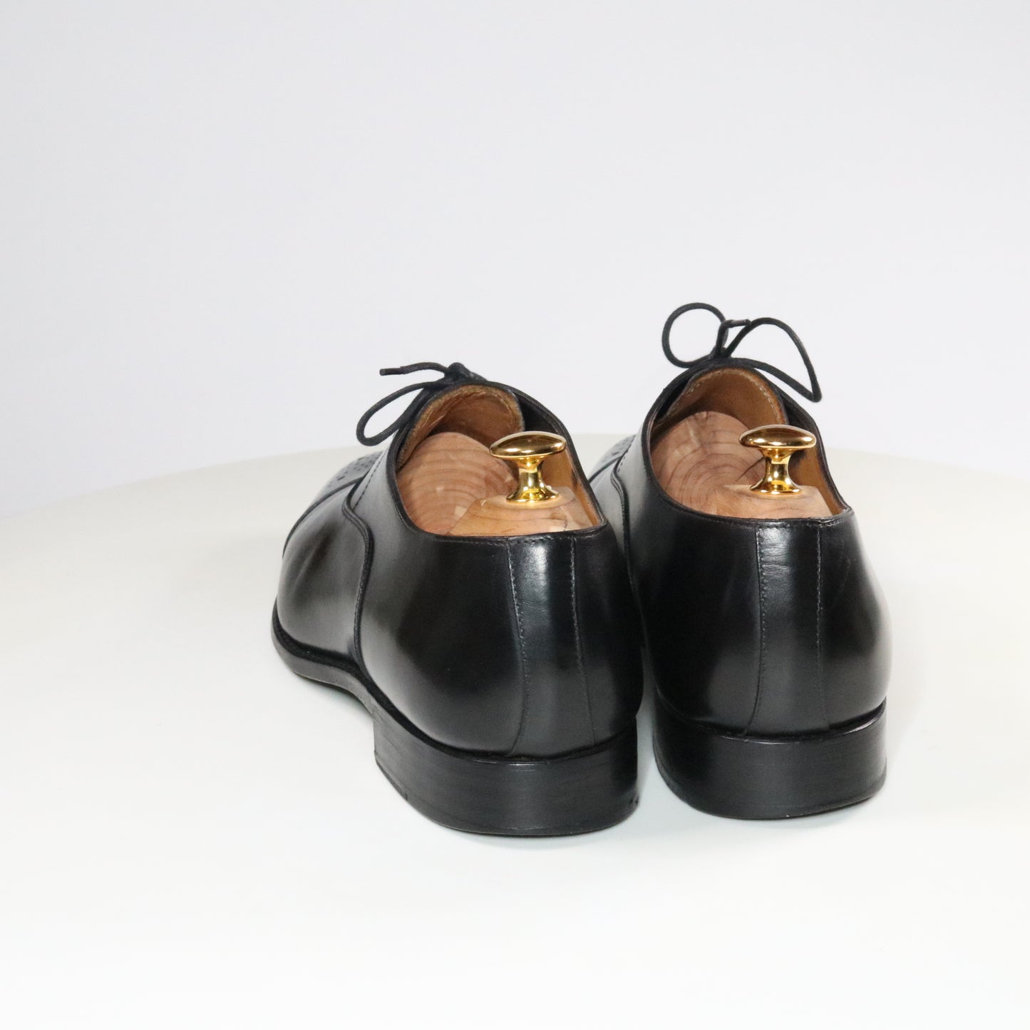 MackJames (Carlos Santos) Medallion cap toe Oxford