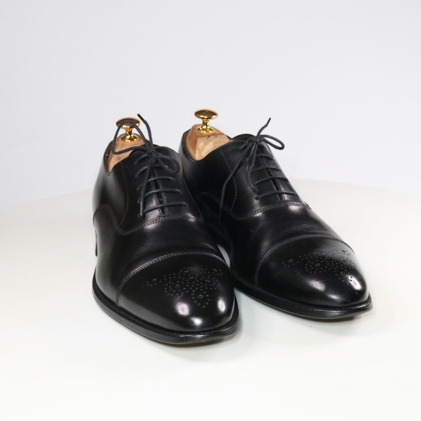 MackJames (Carlos Santos) Medallion cap toe Oxford