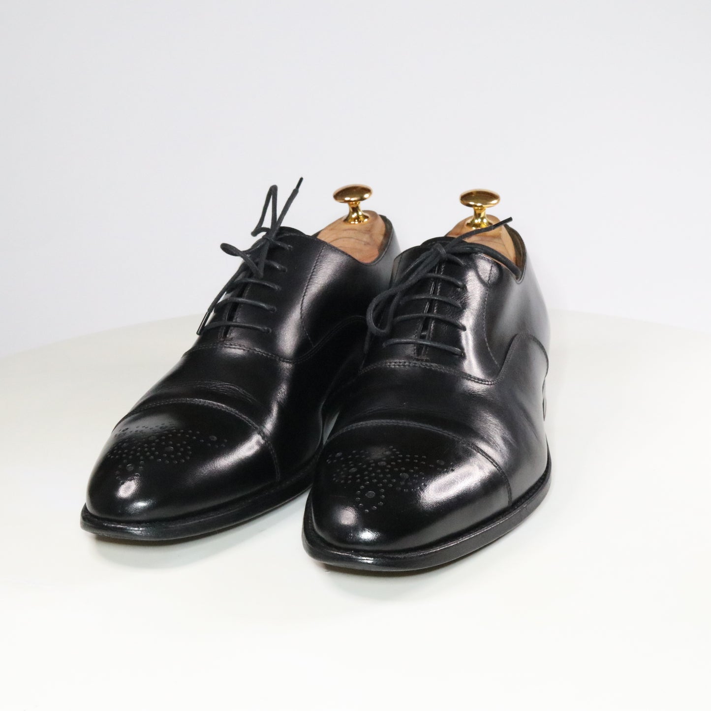 MackJames (Carlos Santos) Medallion cap toe Oxford