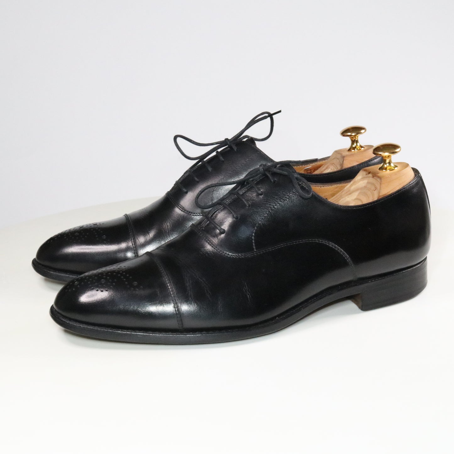 MackJames (Carlos Santos) Medallion cap toe Oxford