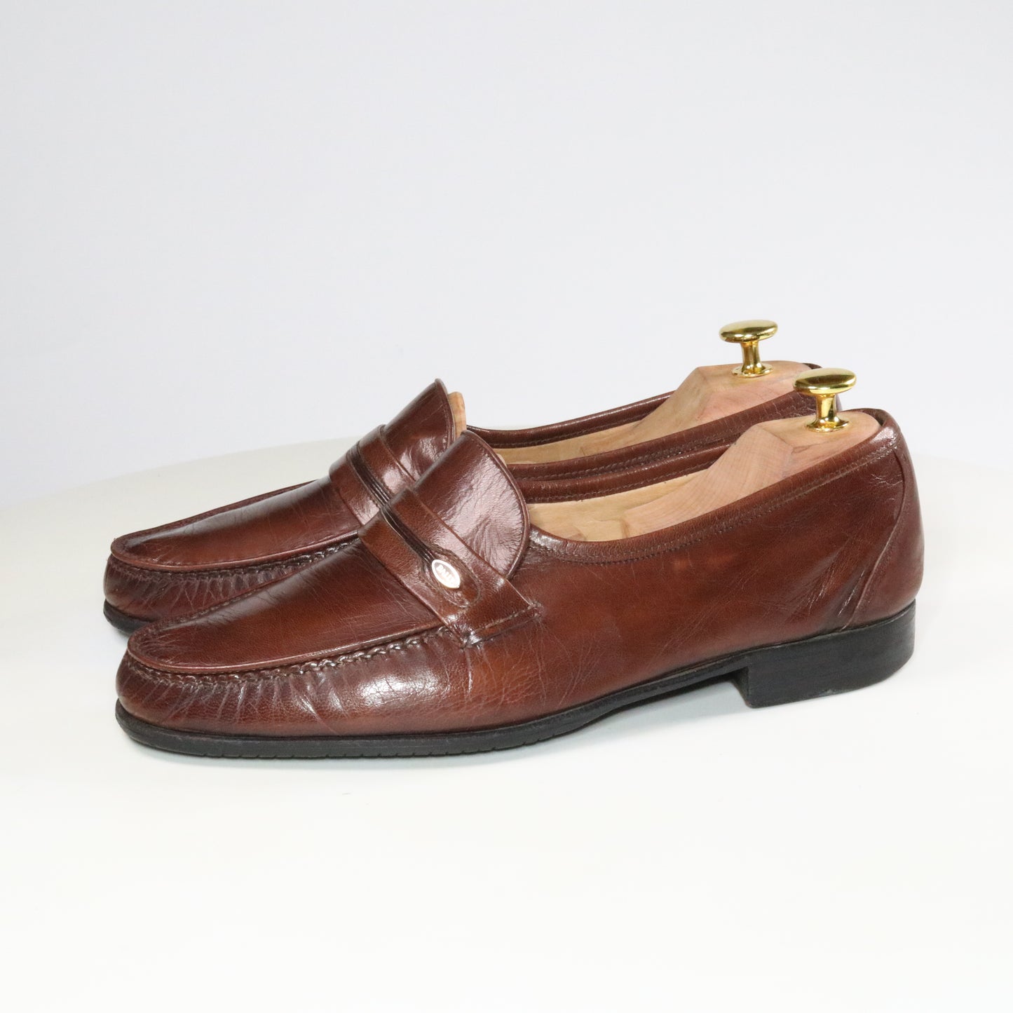 Bally  Fennison (½)