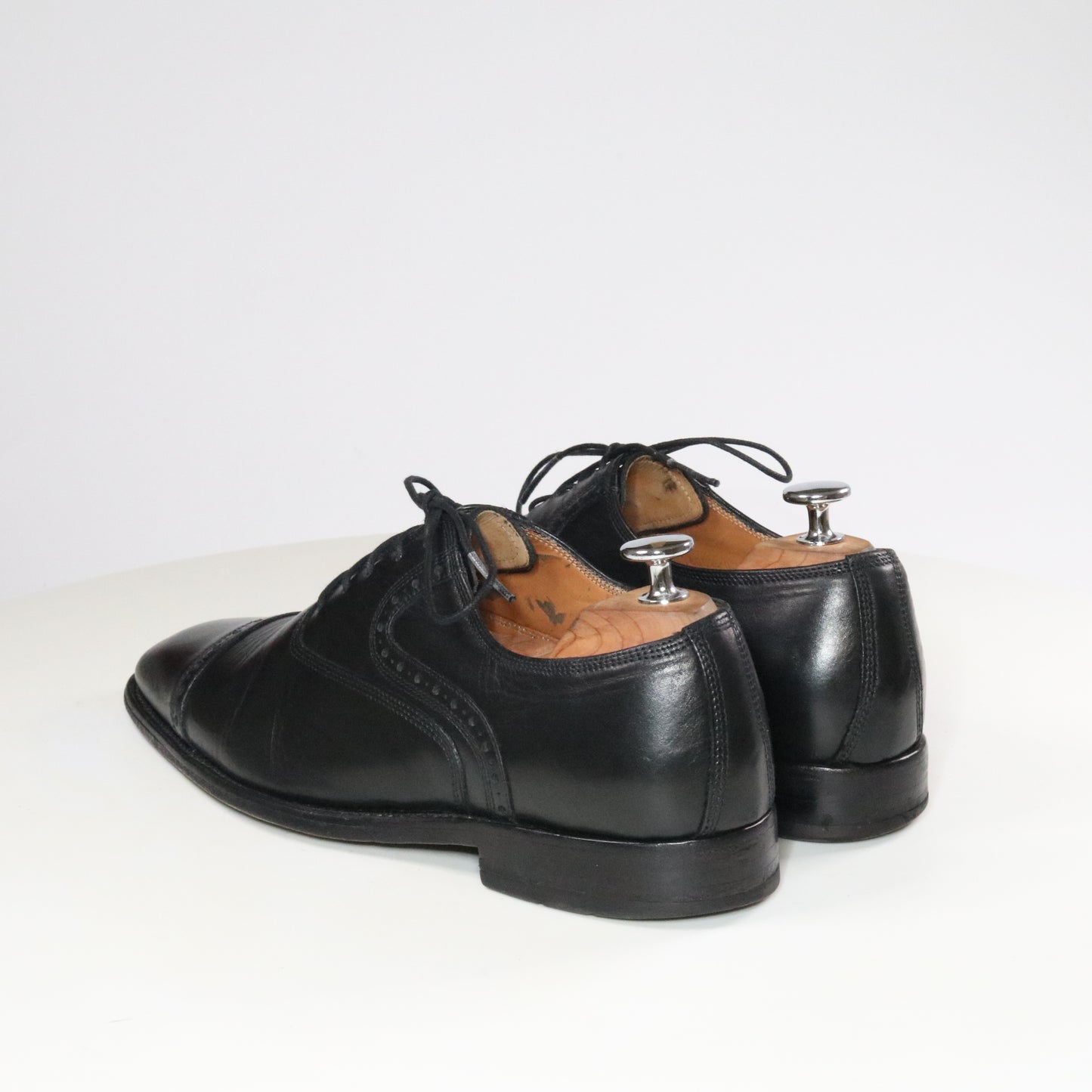 Floris Van Bommel  Cap toe oxford (½)