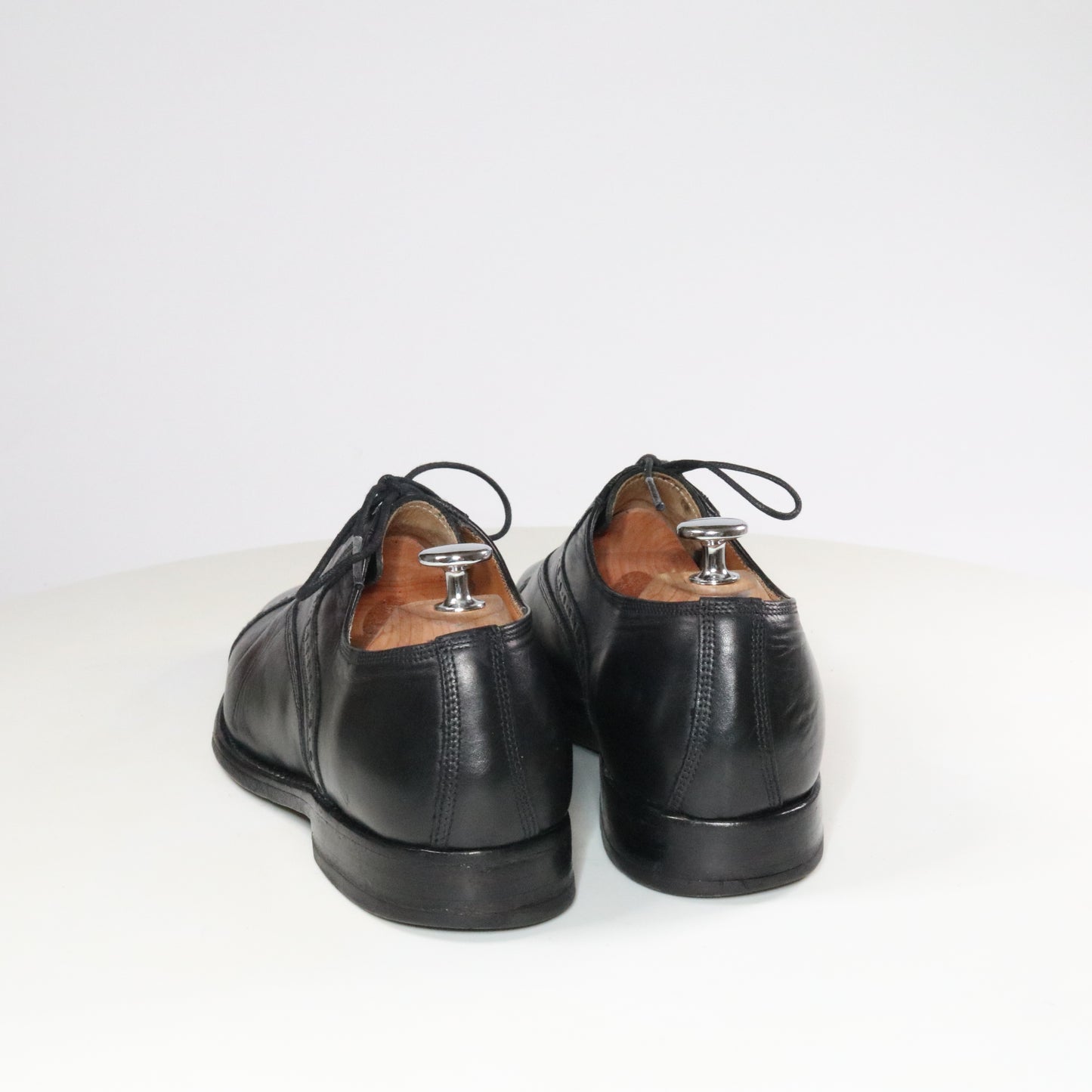 Floris Van Bommel  Cap toe oxford (½)