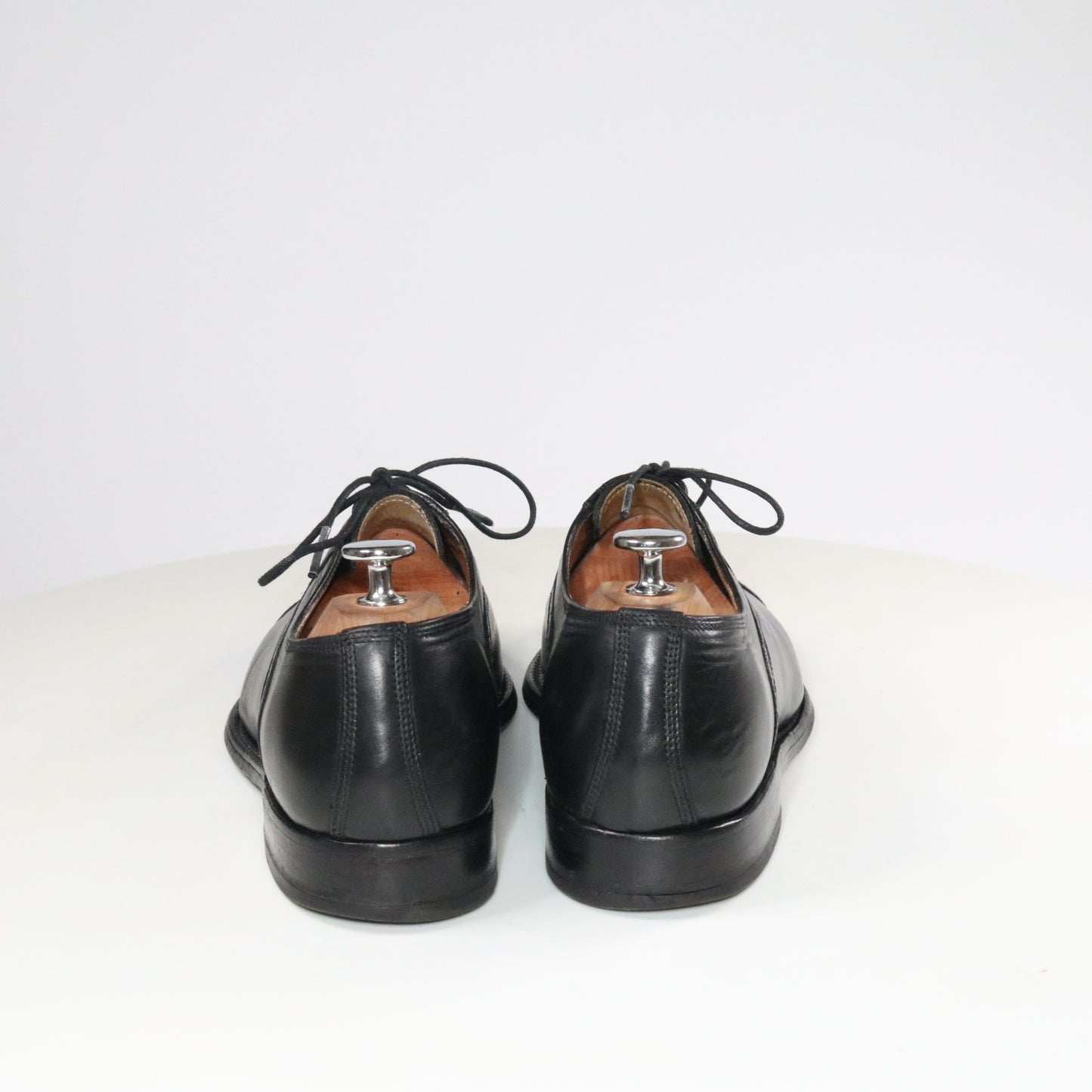 Floris Van Bommel  Cap toe oxford (½)