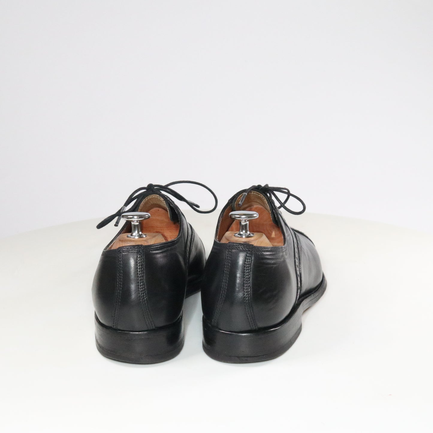 Floris Van Bommel  Cap toe oxford (½)