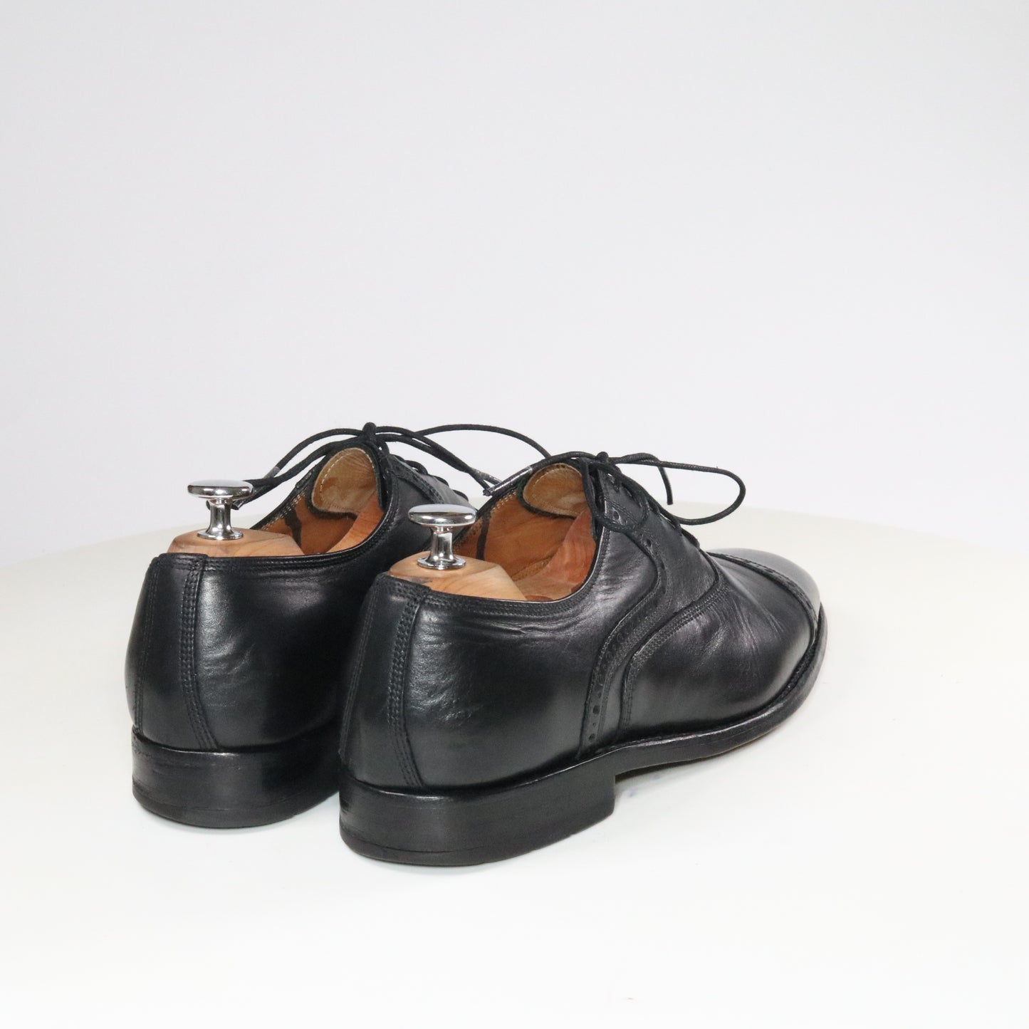 Floris Van Bommel  Cap toe oxford (½)