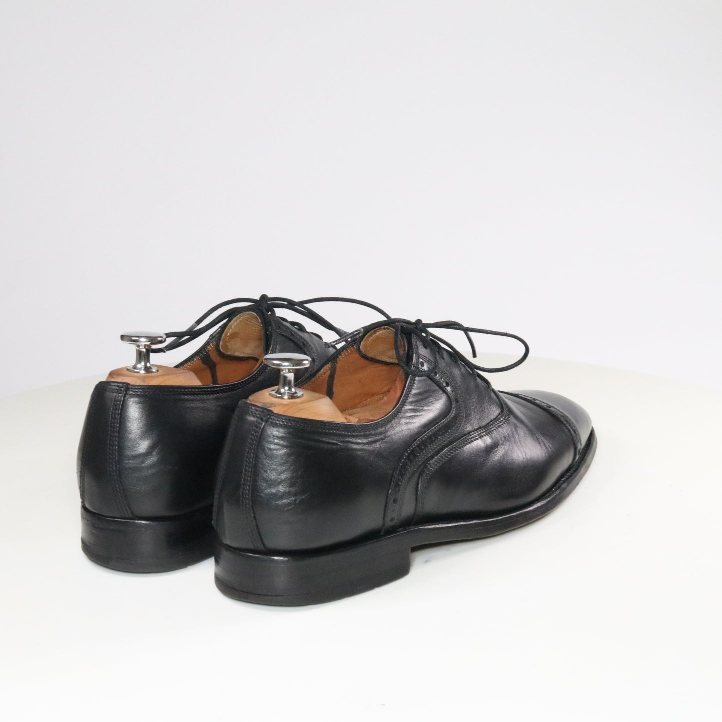 Floris Van Bommel  Cap toe oxford (½)