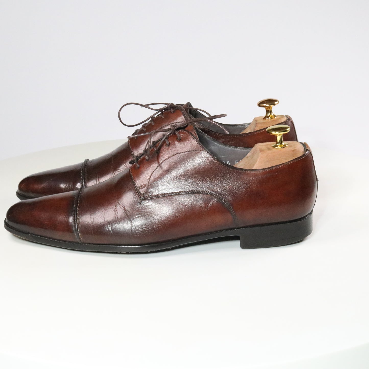 Santoni  Reverse stitch Cap Toe Derby  (½)