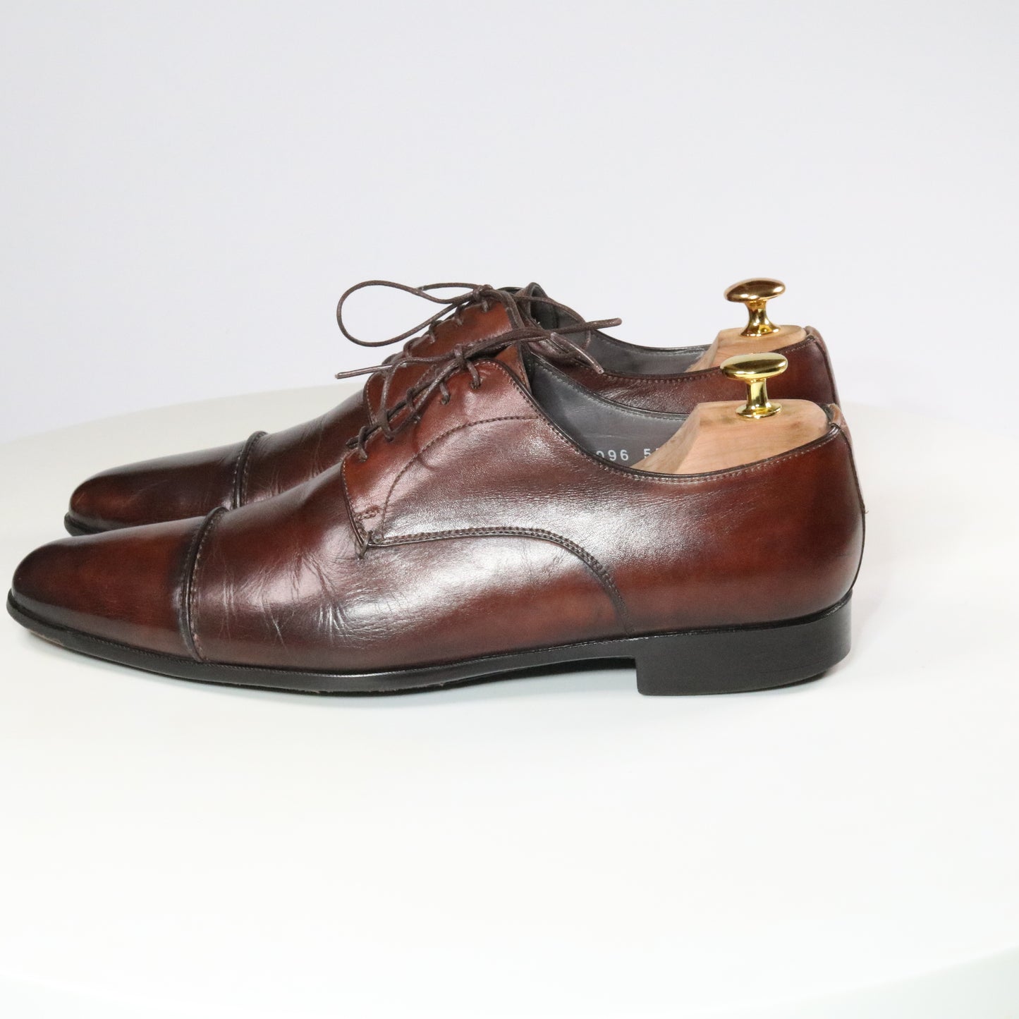 Santoni  Reverse stitch Cap Toe Derby  (½)