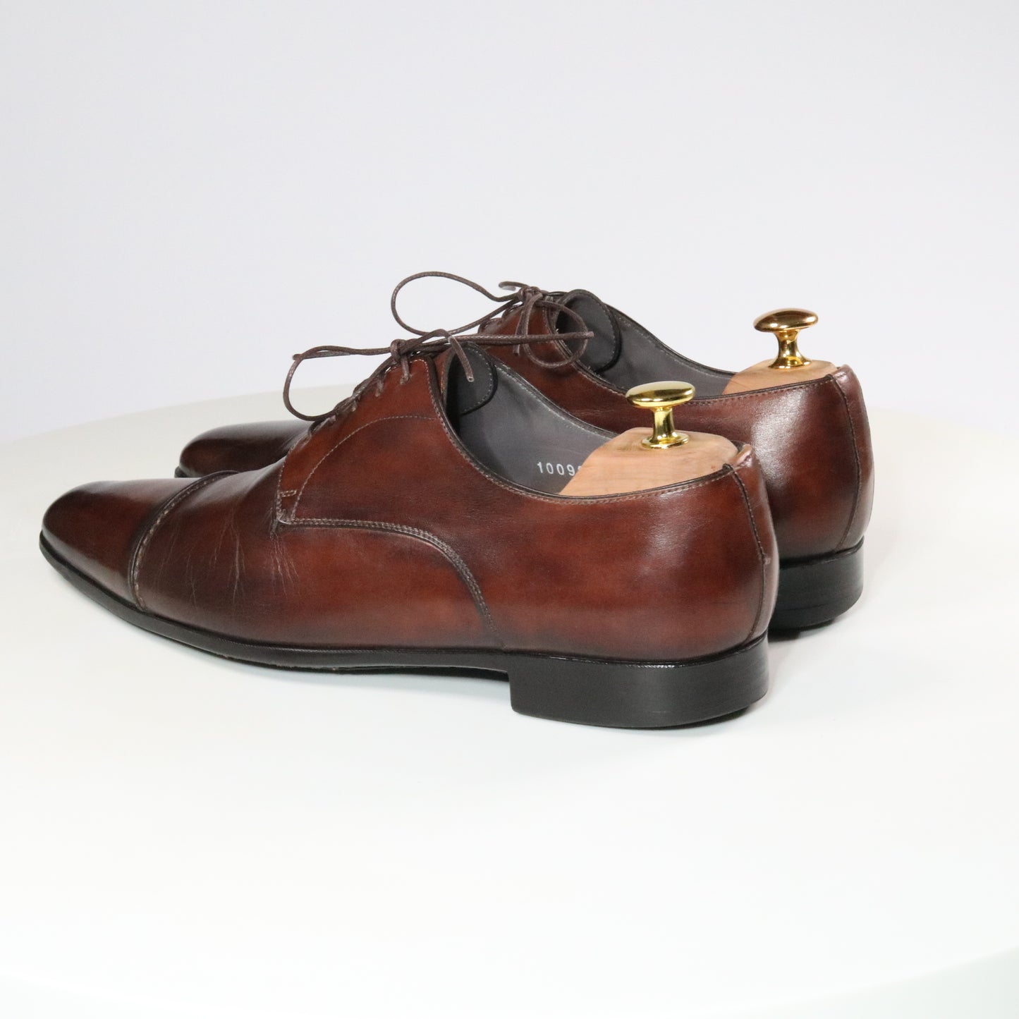 Santoni  Reverse stitch Cap Toe Derby  (½)