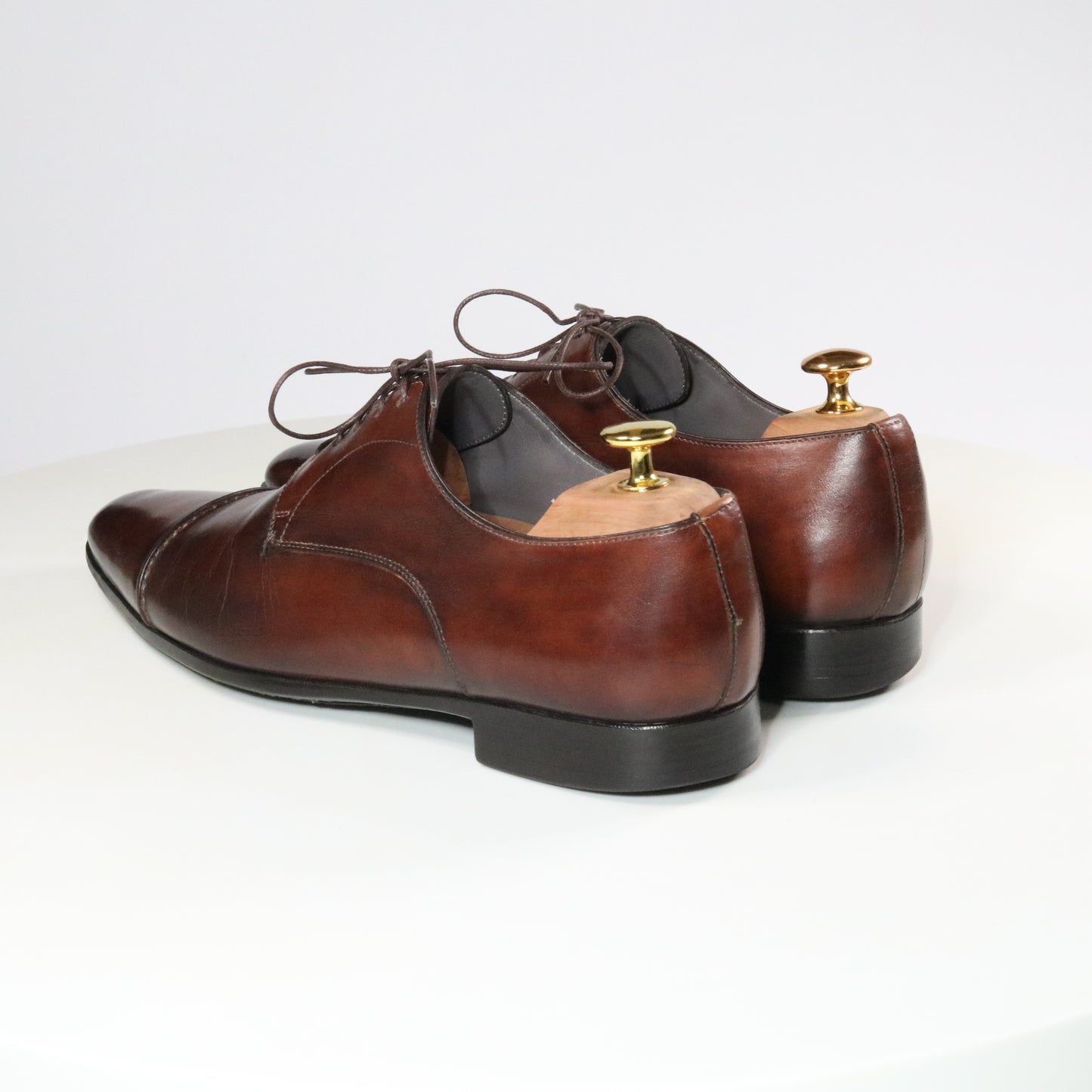 Santoni  Reverse stitch Cap Toe Derby  (½)