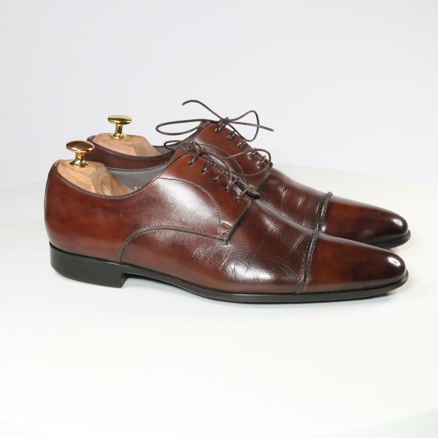 Santoni  Reverse stitch Cap Toe Derby  (½)