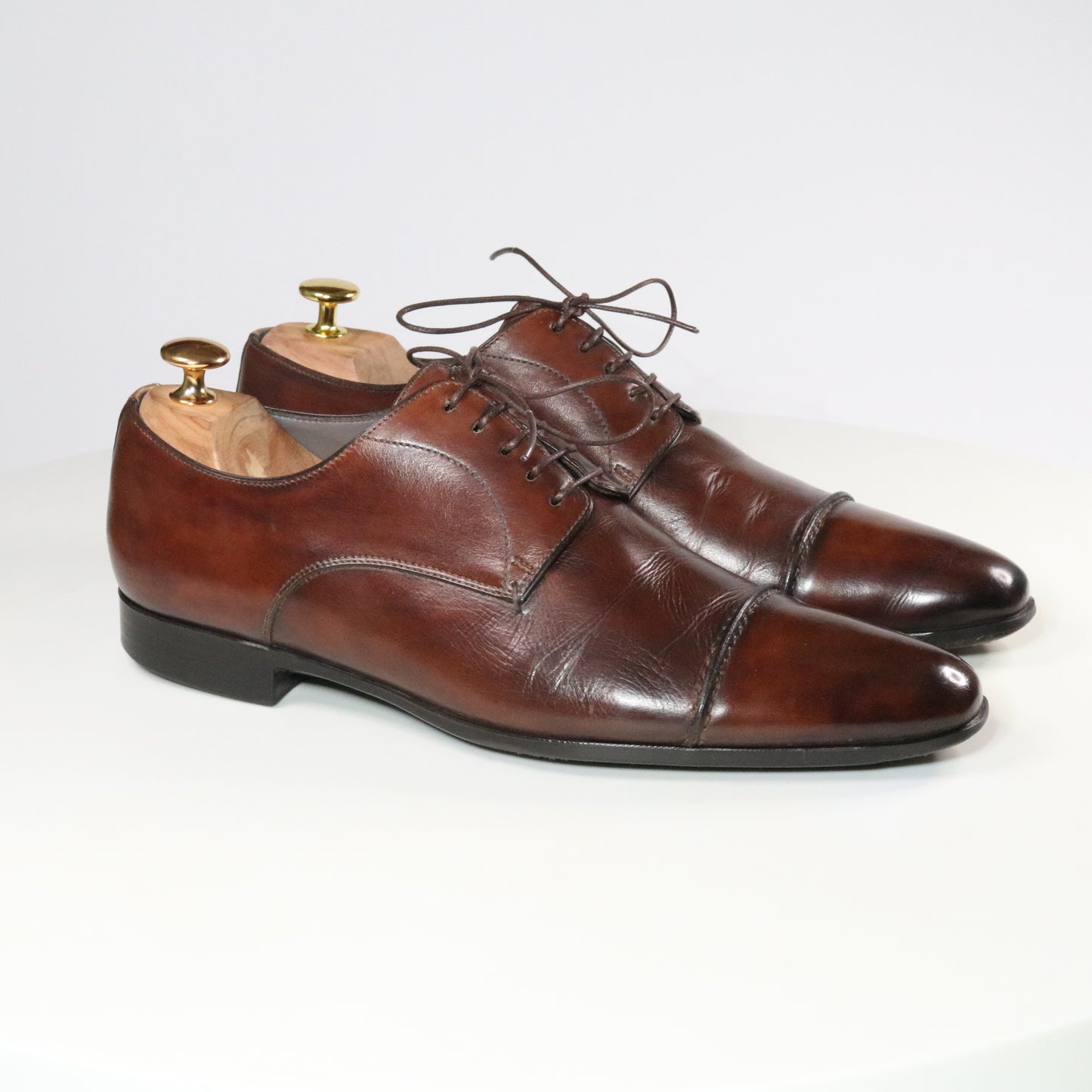 Santoni  Reverse stitch Cap Toe Derby  (½)