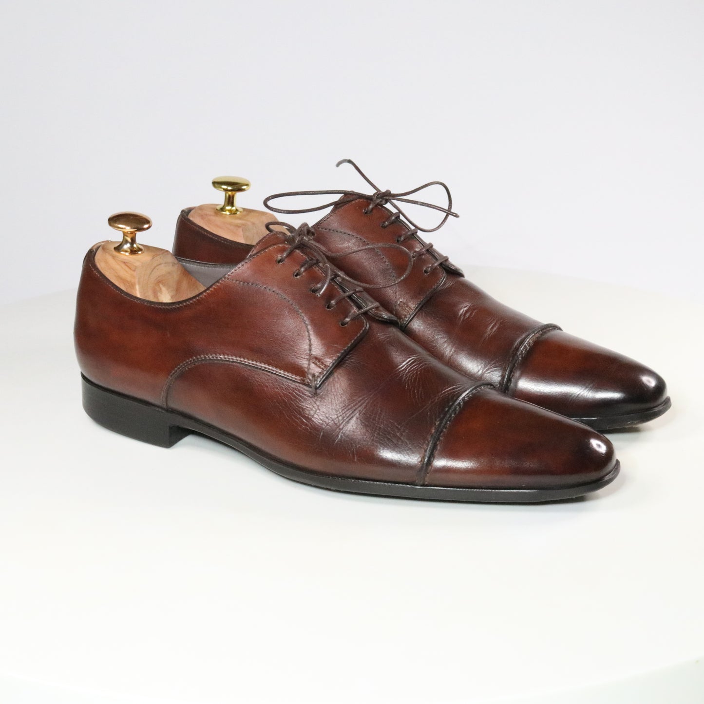 Santoni  Reverse stitch Cap Toe Derby  (½)