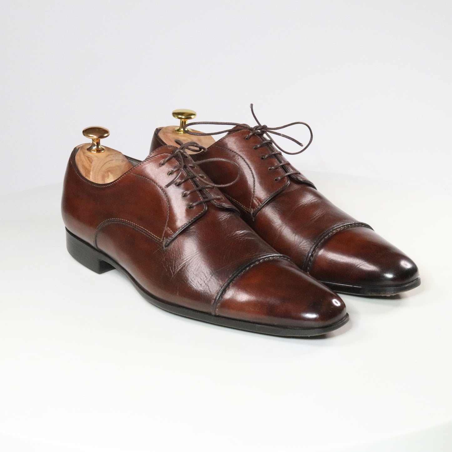 Santoni  Reverse stitch Cap Toe Derby  (½)